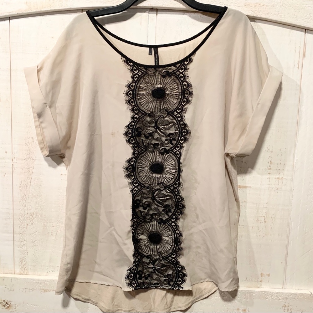Black/Beige Top